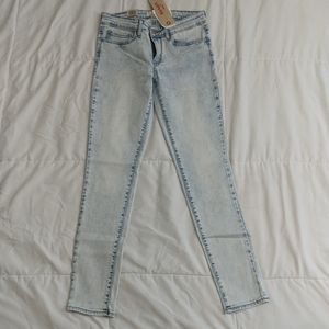 Levi's 711 Skinny Jeans 27x30